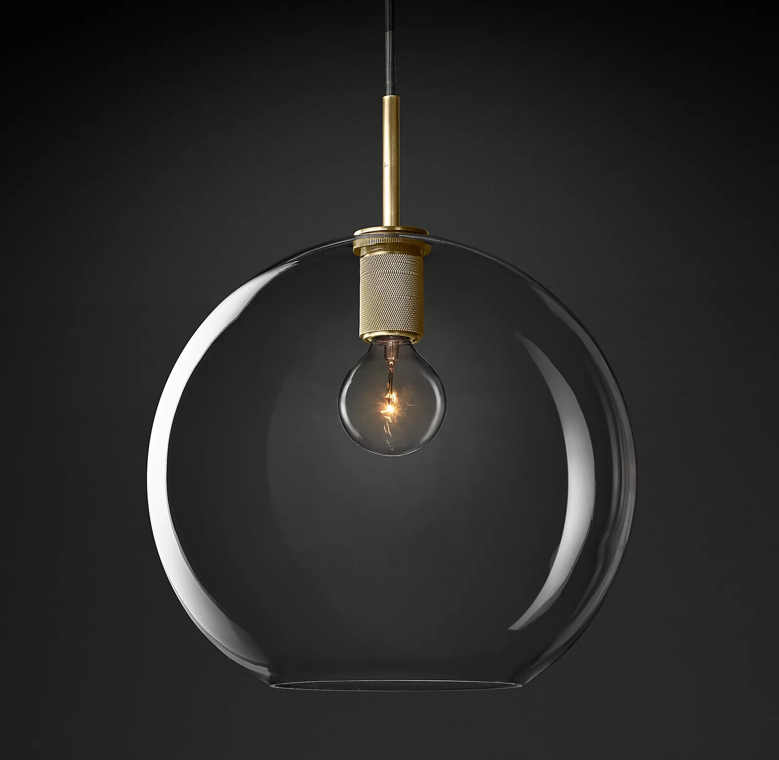 Utilitaire Globe Shade Pendant Light
