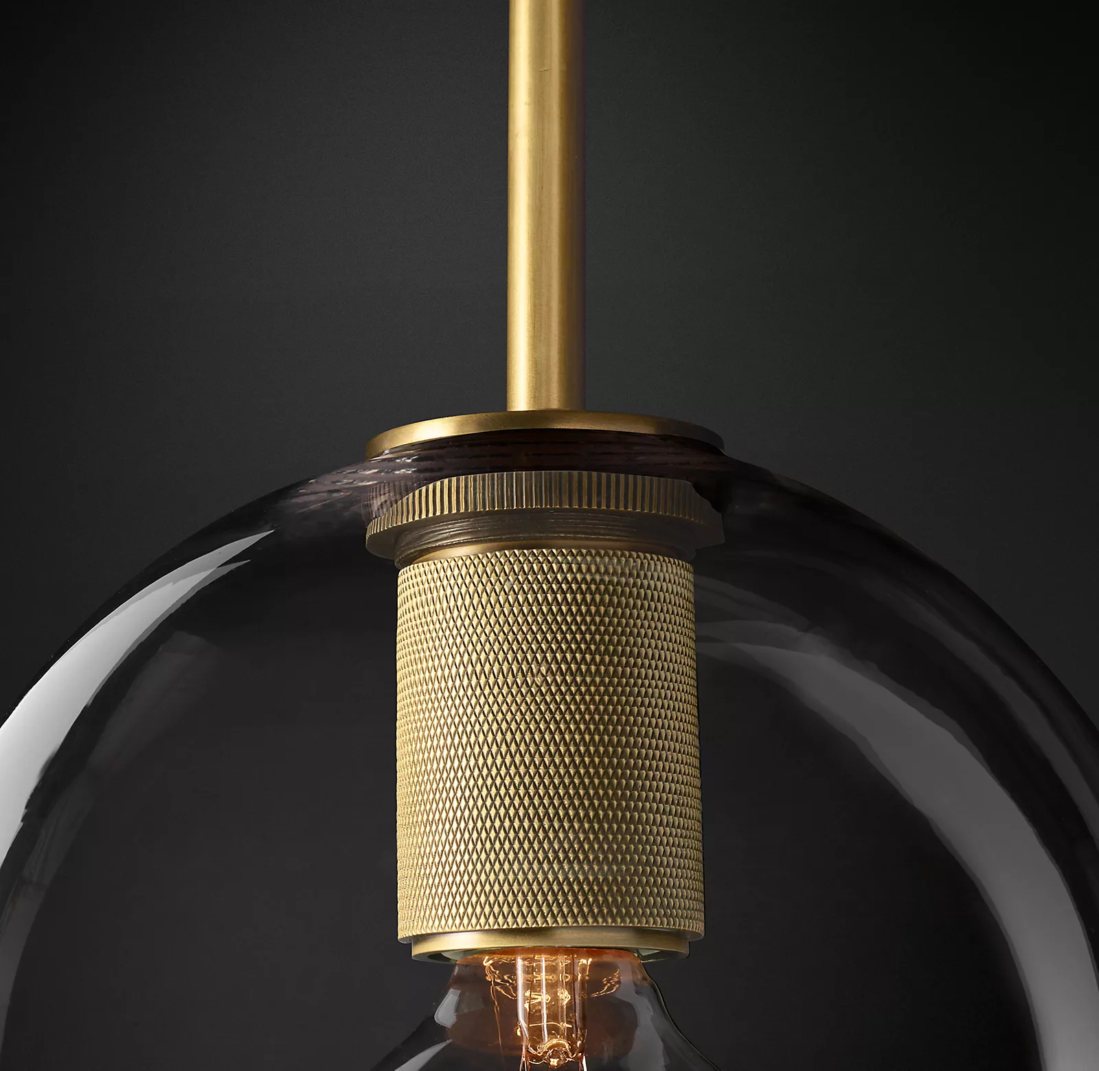 Utilitaire Cloche Shade Pendant Light