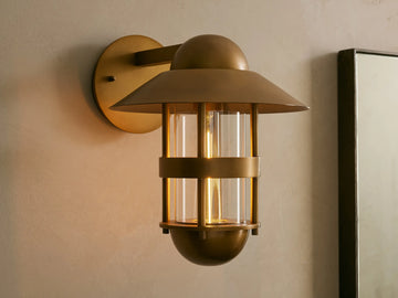 Hyannis Outdoor Wall Sconce