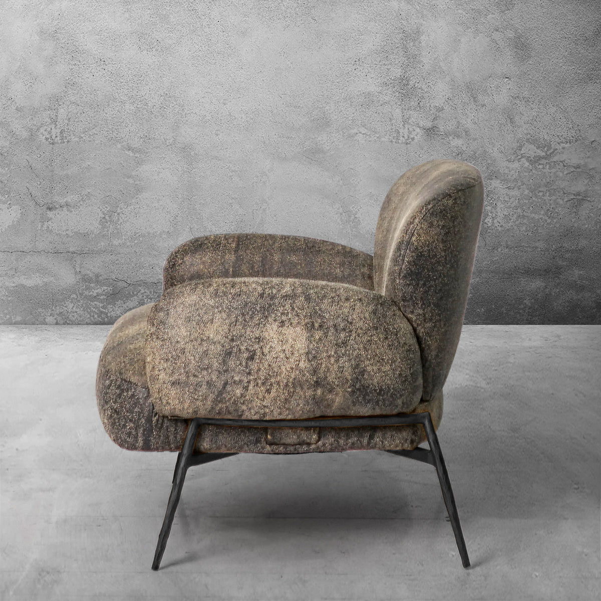 Hand-Forged Metal Vintage Pearl Grain Cowhide Lounge Chair