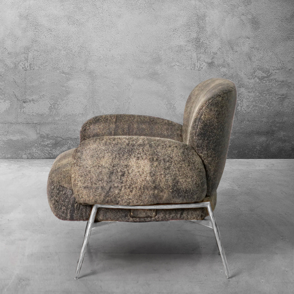 Hand-Forged Metal Vintage Pearl Grain Cowhide Lounge Chair