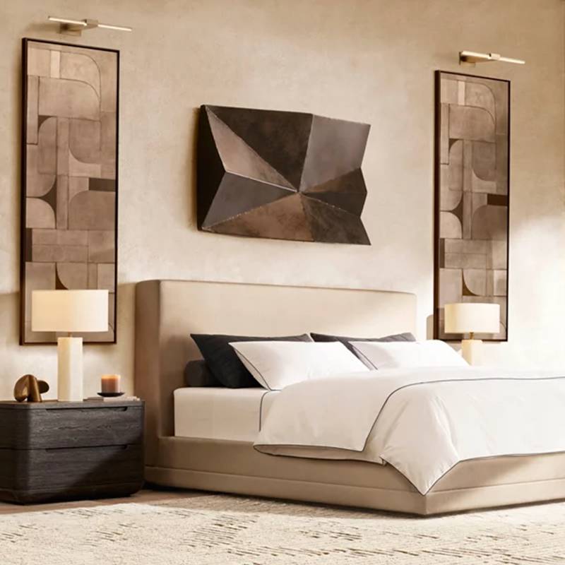 Forma Slender Cross Picture Light