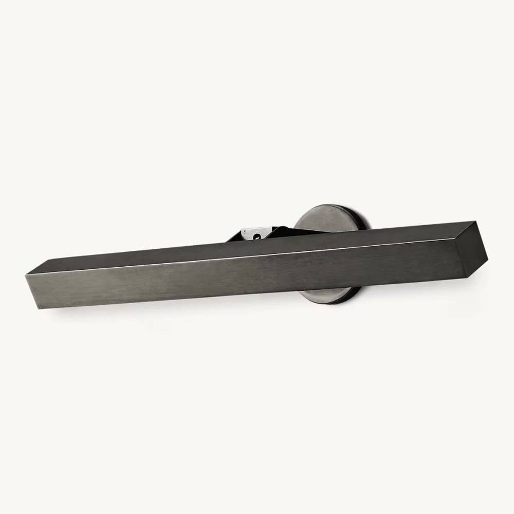 Carvelle Minimal Profile Picture Light