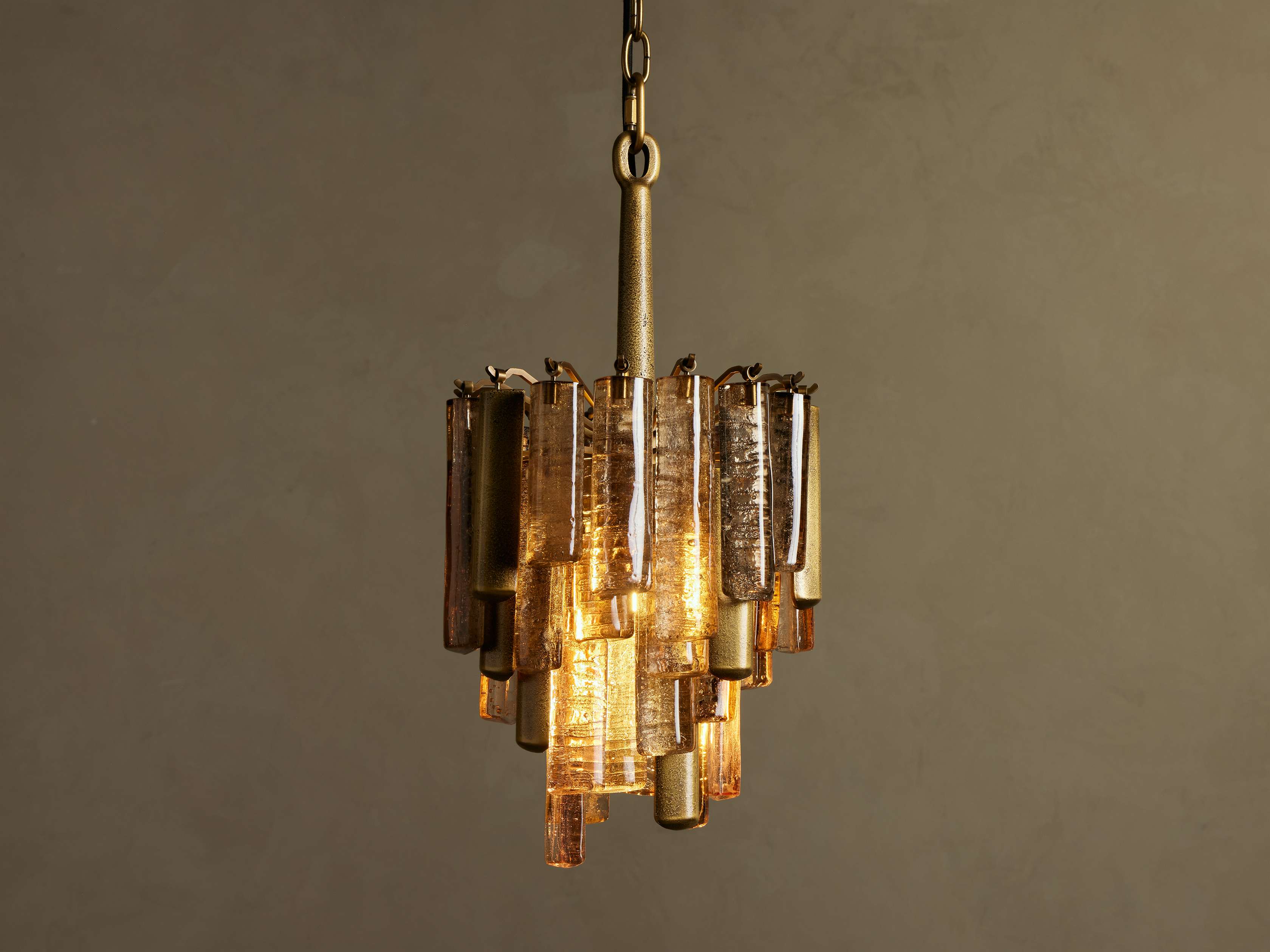 Neve Rhythm Column Pendant Light