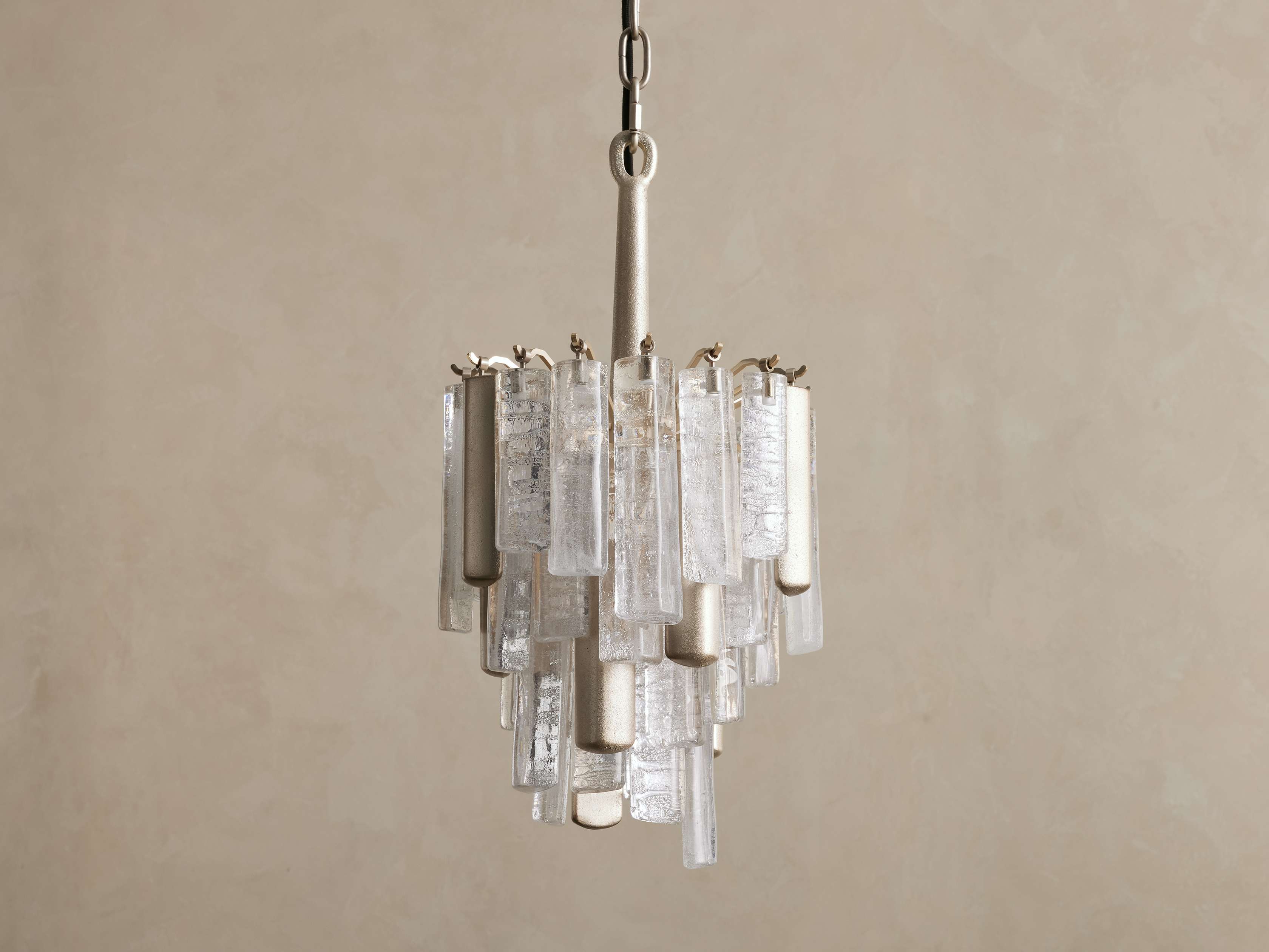 Neve Rhythm Column Pendant Light