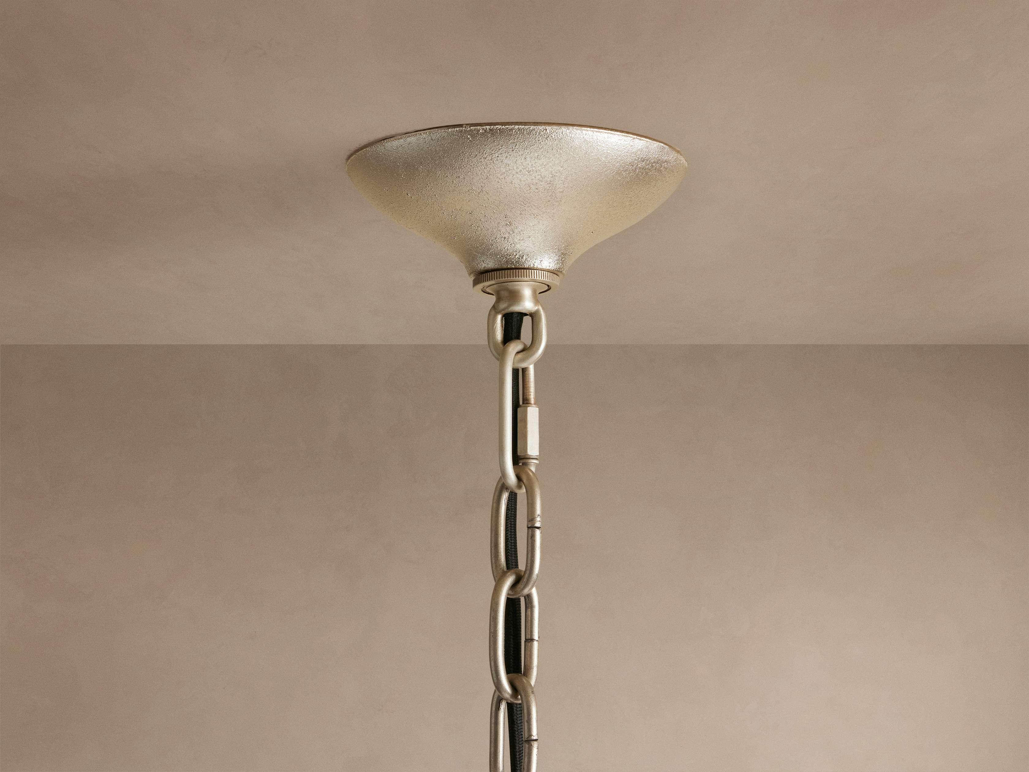 Neve Rhythm Column Pendant Light