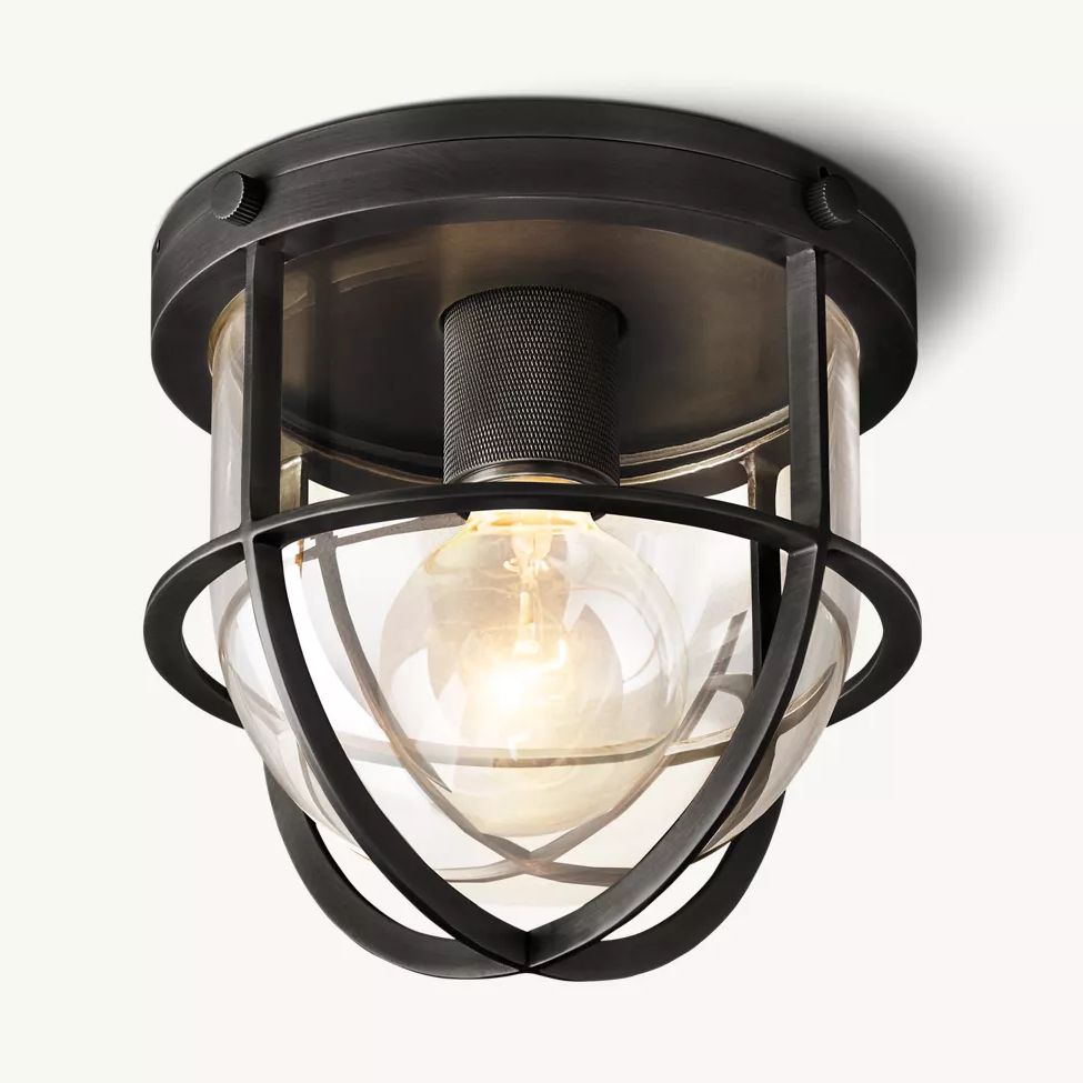 Utilitaire Barn Outdoor Flush Mount