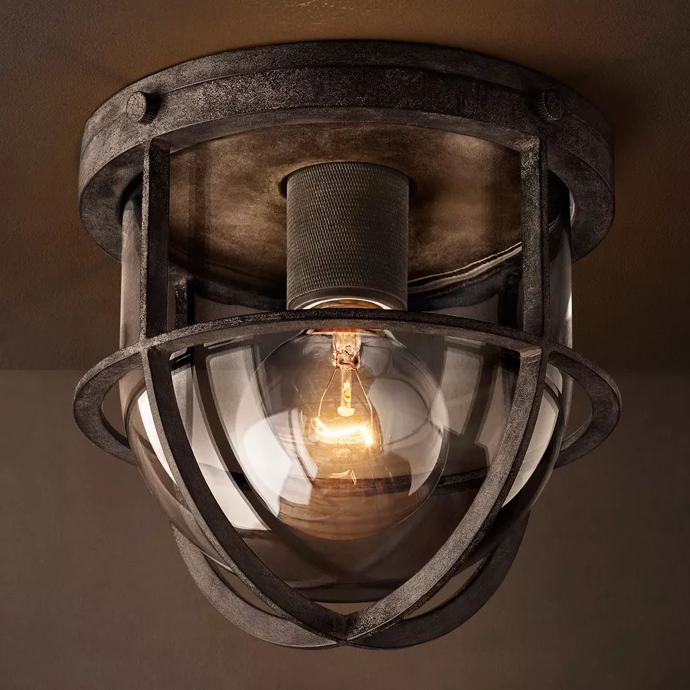 Utilitaire Barn Outdoor Flush Mount