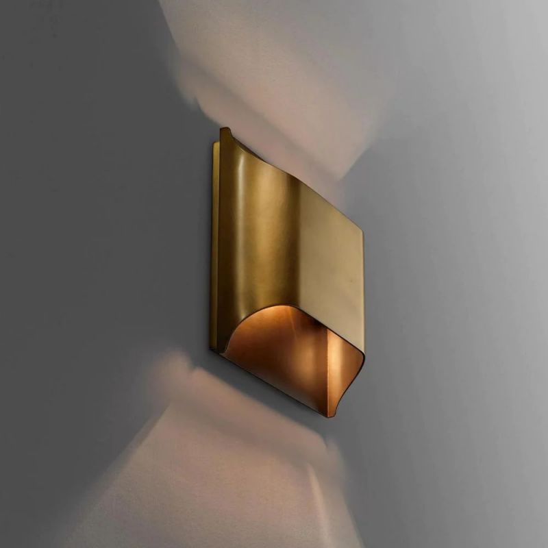 Dary Sconce