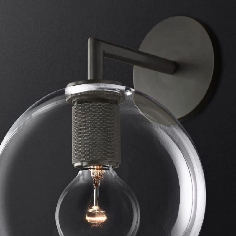 Utilitaire Globe Shade Wall Sconce