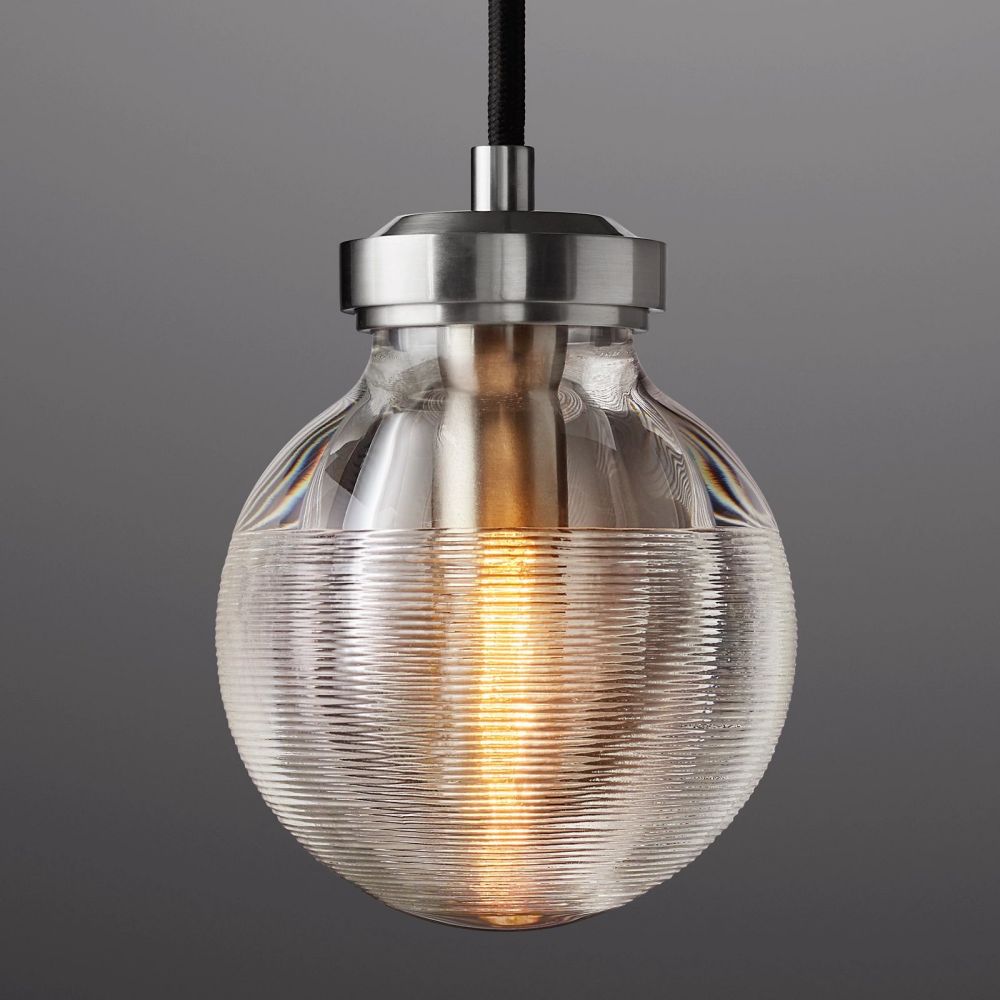Pearl Carved Inciso Pendant Light
