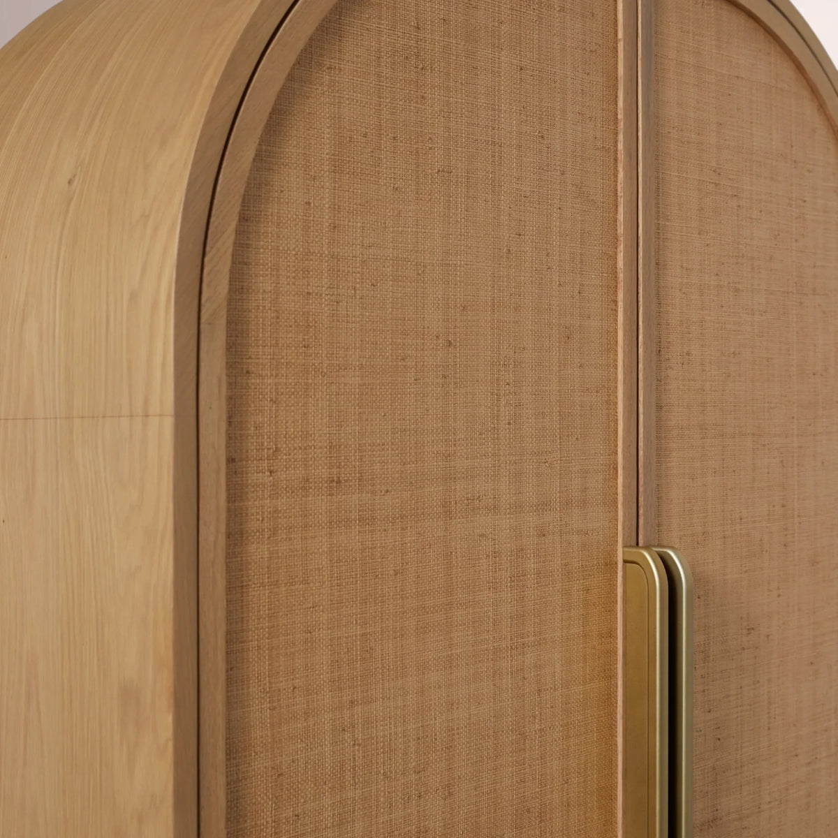 Aveline Cabinet