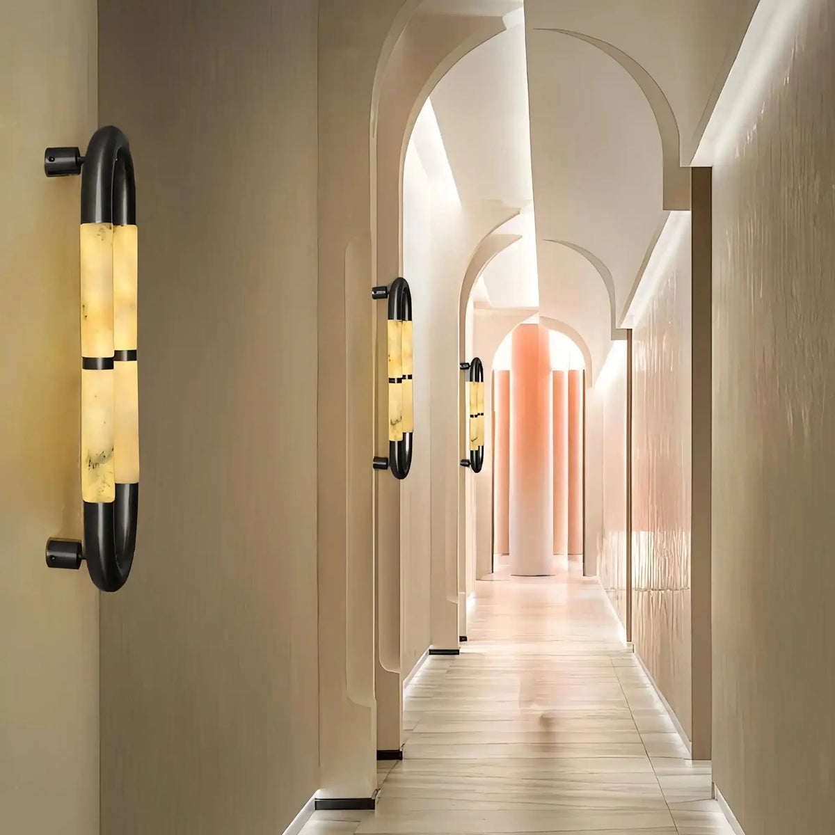 Alabaster Banded KoKo Sconce - L 15cm x W 8cm x H 54cm / L 5.9″ x W 3.1″ x H 21.3″Black & Whitecasivra