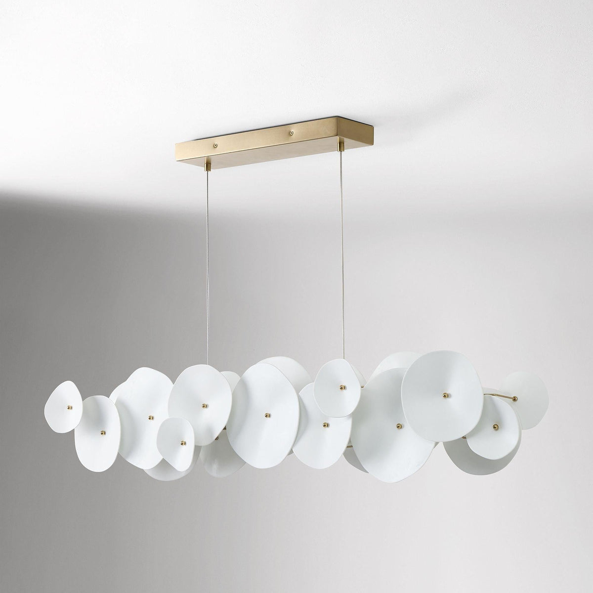 Amara Ceramic Linear Chandelier (50") - casivra