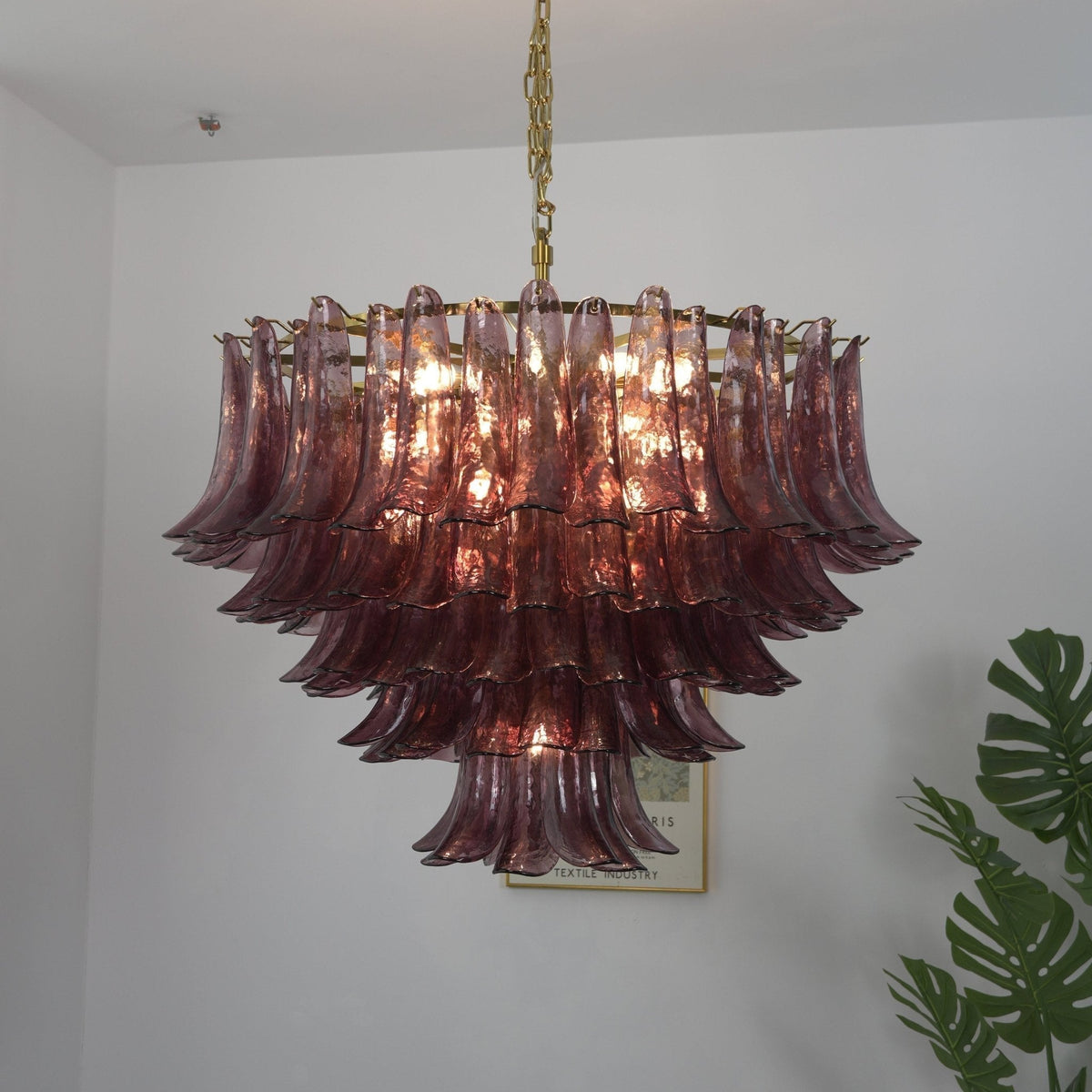Amethyst Bloom Chandelier - ∅ 39.4″ x H 27.6″Gold & Amethystcasivra