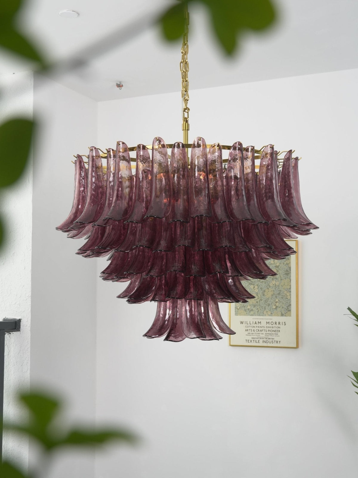 Amethyst Bloom Chandelier - ∅ 39.4″ x H 27.6″Gold & Amethystcasivra