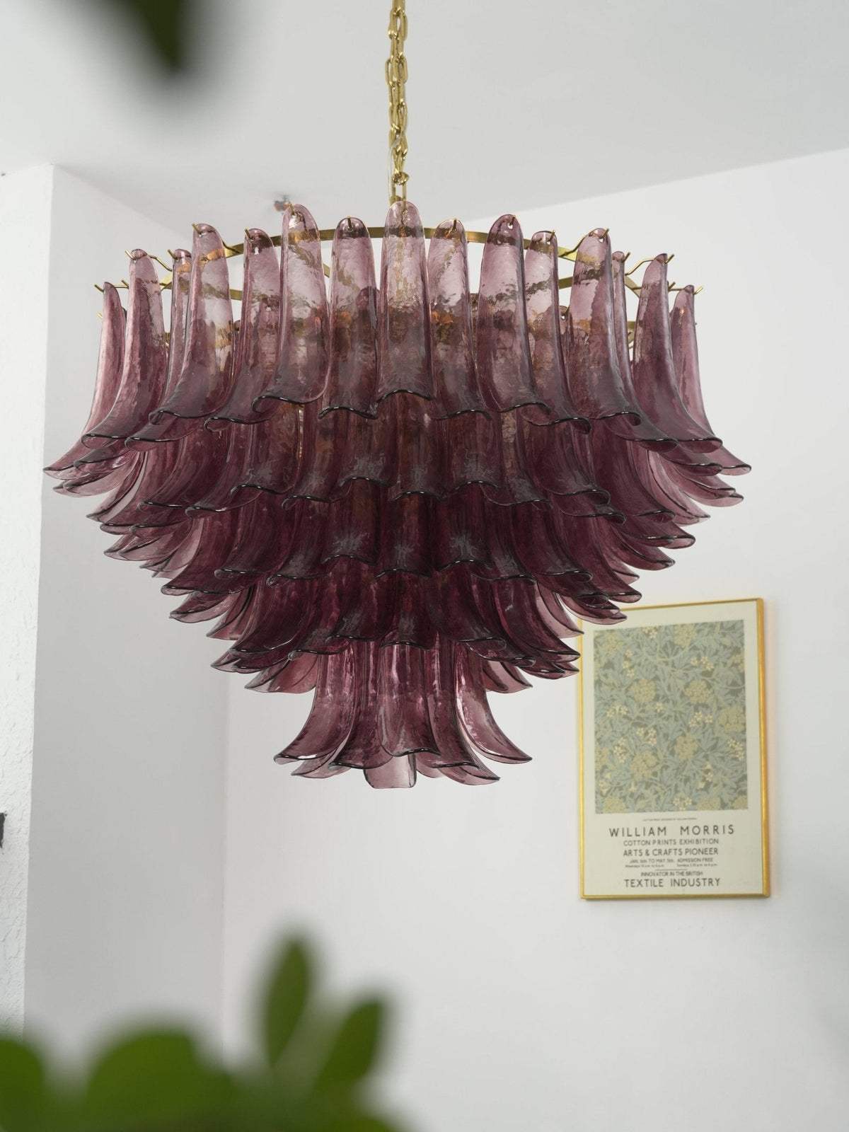 Amethyst Bloom Chandelier - ∅ 39.4″ x H 27.6″Gold & Amethystcasivra