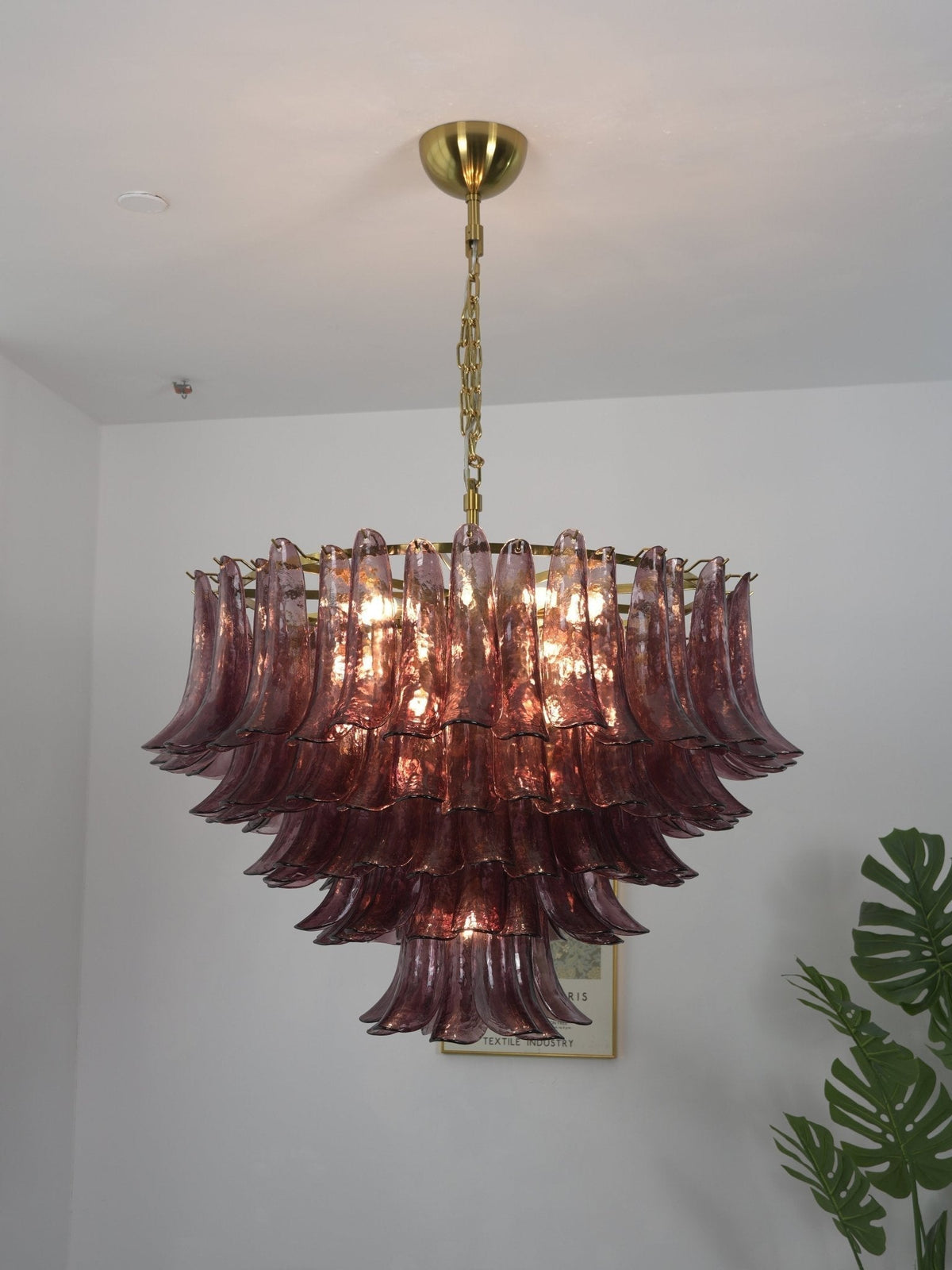 Amethyst Bloom Chandelier - ∅ 39.4″ x H 27.6″Gold & Amethystcasivra