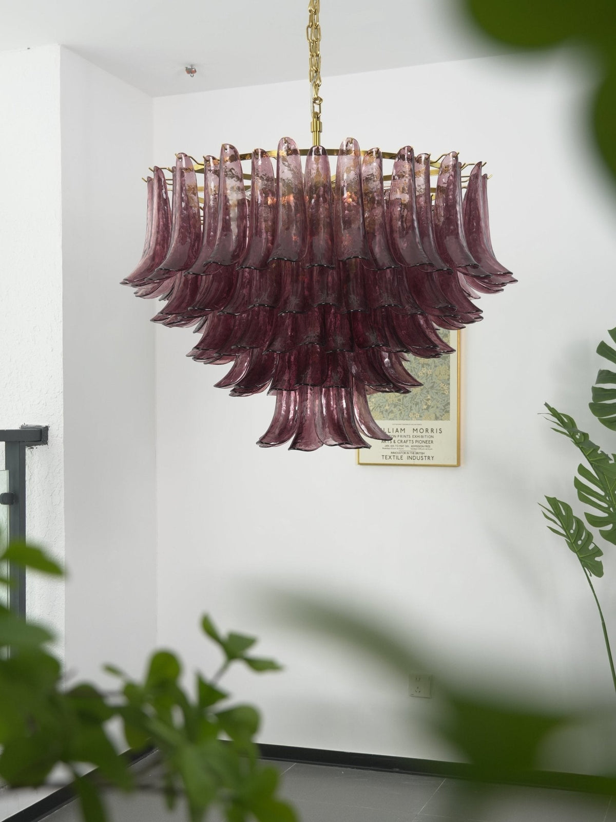 Amethyst Bloom Chandelier - ∅ 39.4″ x H 27.6″Gold & Amethystcasivra