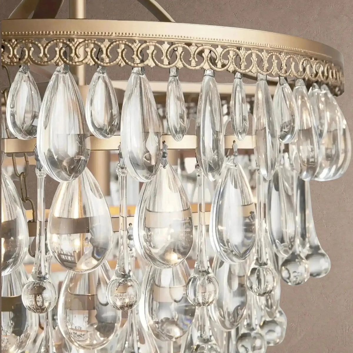 Annelise Round Chandelier 17''23''H - 23''casivra