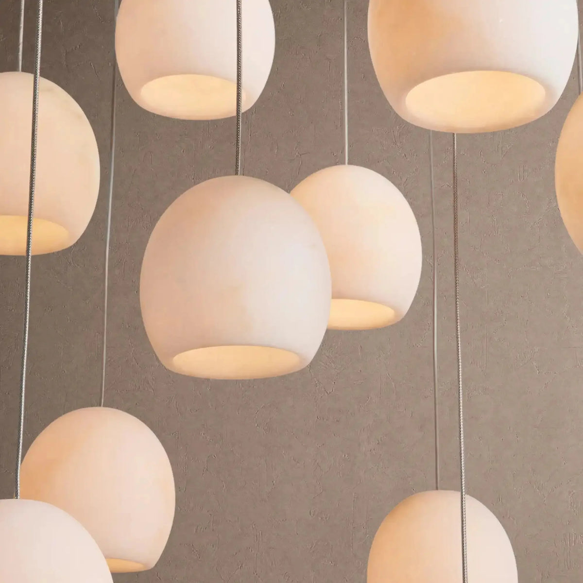 Avila Round Alabaster Chandelier Light - 36-Lightcasivra