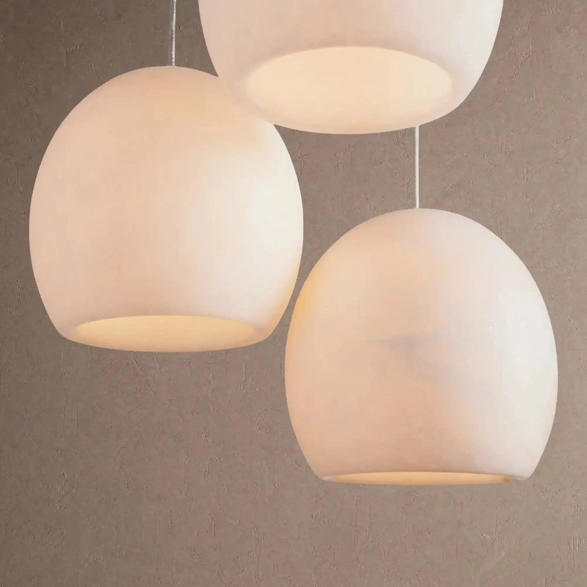 Avila Round Alabaster Chandelier Light - 36-Lightcasivra