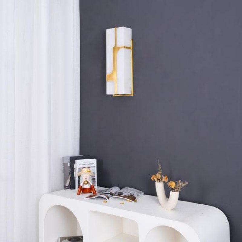 Arie Alabaster Wall Sconce - DIA 15 CM X H 38 CM / ∅ 5.9″ X H 15″Brasscasivra