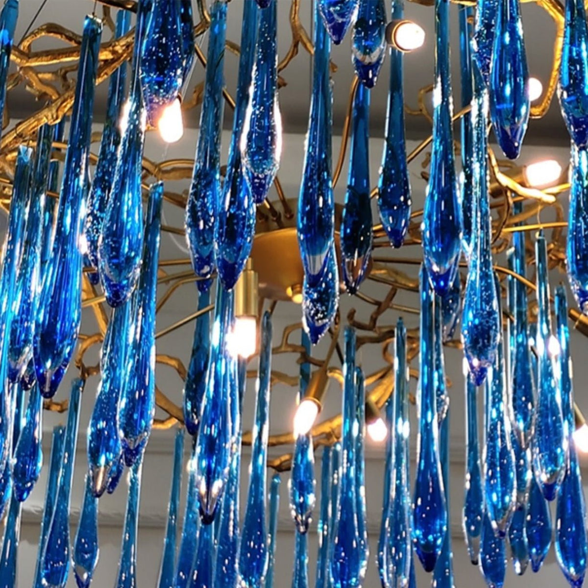 Artistic Branch Chandelier with Blue Glaze Drops for Dining Room - D23.6"*H19.7"/31.6kgColorfulWarm Lightcasivra