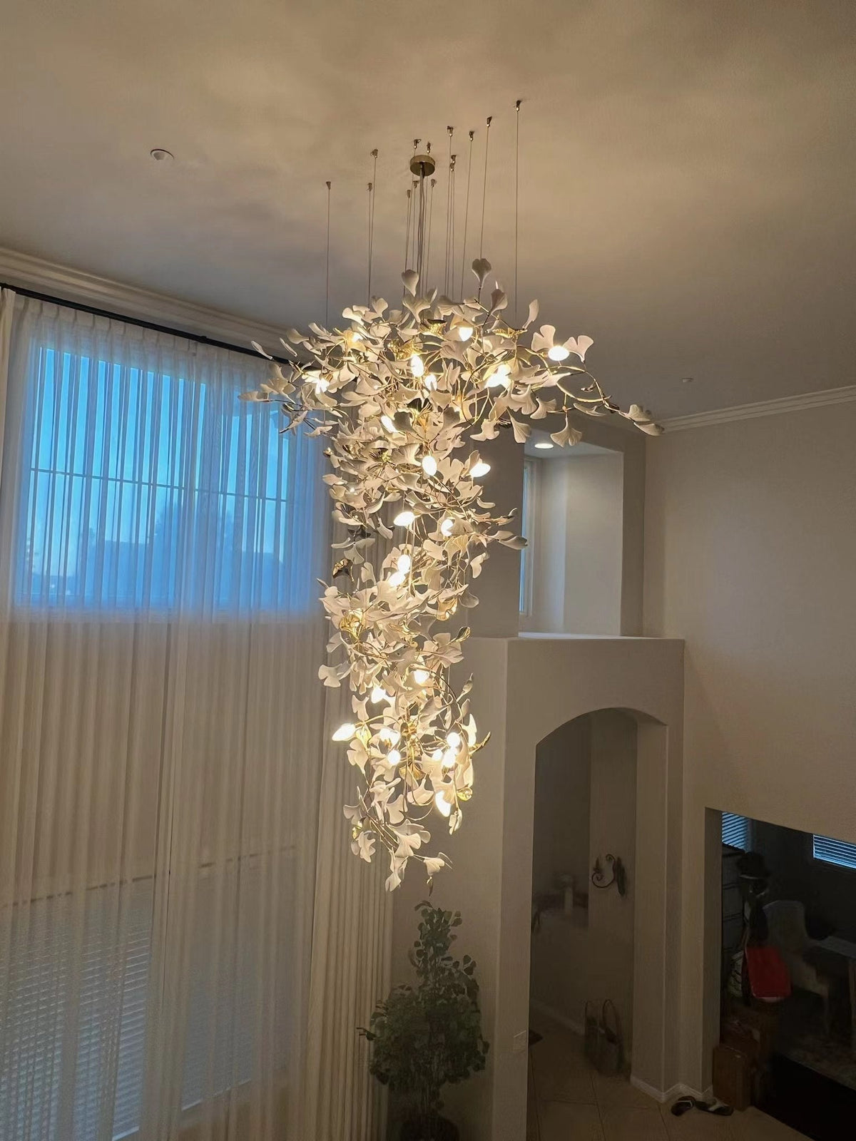 Artistic Tree Branch Pendant Light with Ceramic Ginkgo Leaves for High Ceilings in Hotel or Home - D39.4"*H70.9"/ 16 Lights (288 Pieces)Warm Lightcasivra