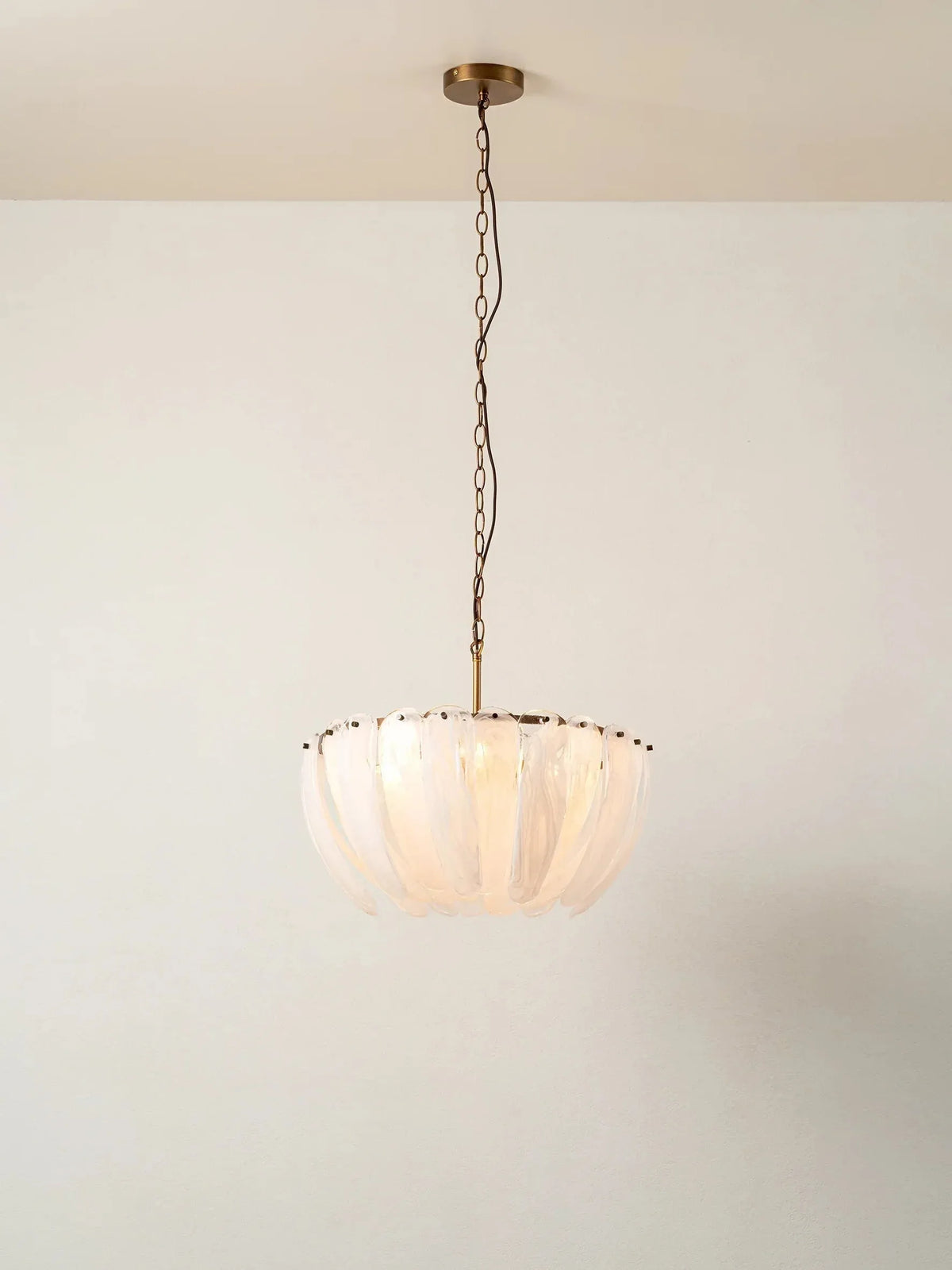 Astera - 4 light alabaster curved glass chandelier - casivra
