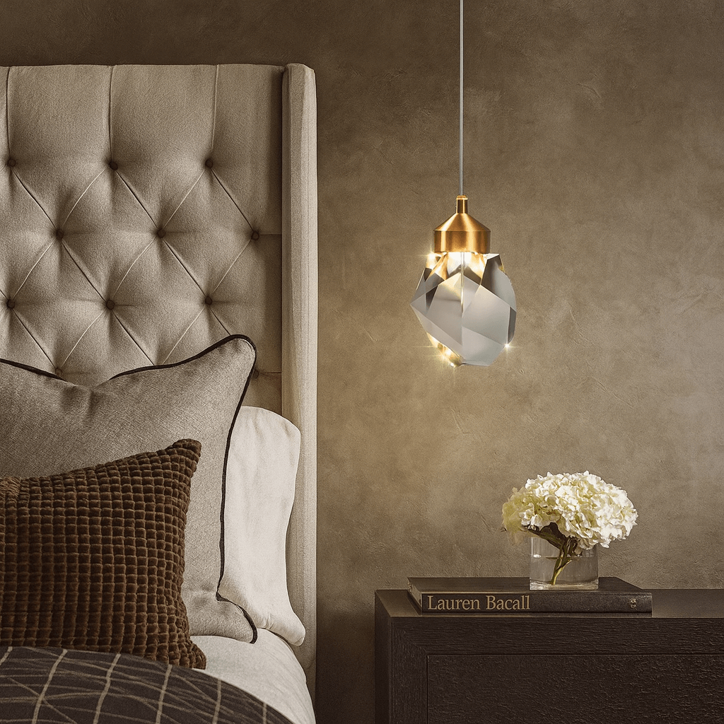 Valenza crystal pendant illuminated with a brilliant sparkle