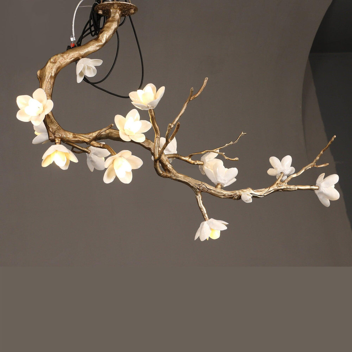 Brass Flower Branch Chandelier - L 31.5″ x W 19.7″ x H 25.6″ / L 80cm x W 50cm x H 65cmBrasscasivra