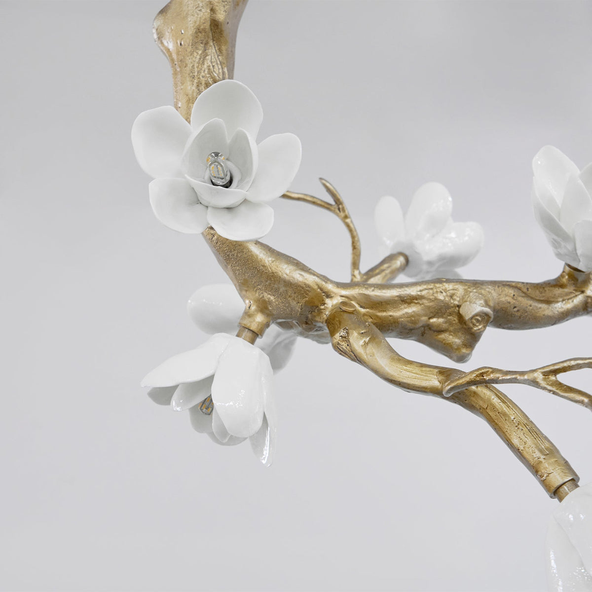 Brass Flower Branch Chandelier - L 31.5″ x W 19.7″ x H 25.6″ / L 80cm x W 50cm x H 65cmBrasscasivra