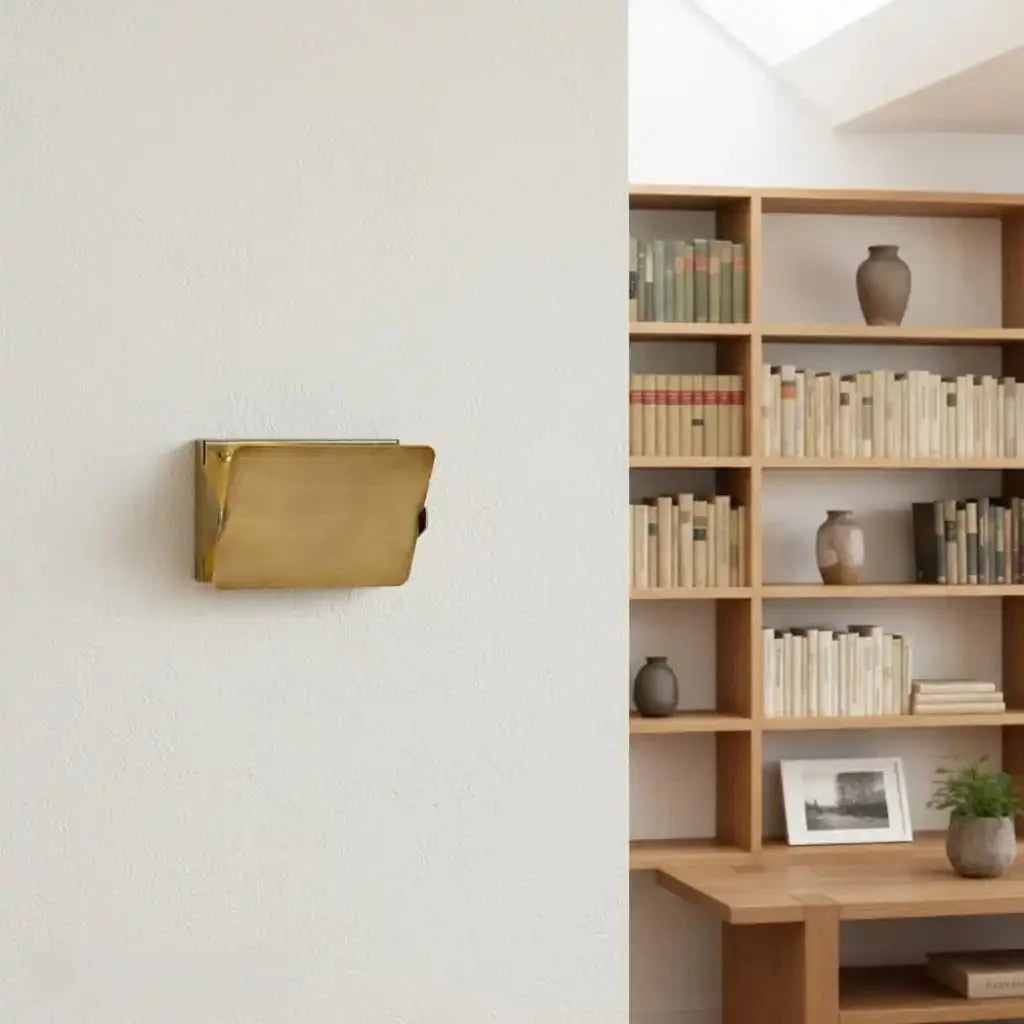 Brass Sconce with Flip Front - casivra