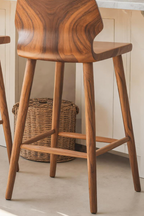 Contemporary Curved Bar Stools With Smooth Backrest For Dining
