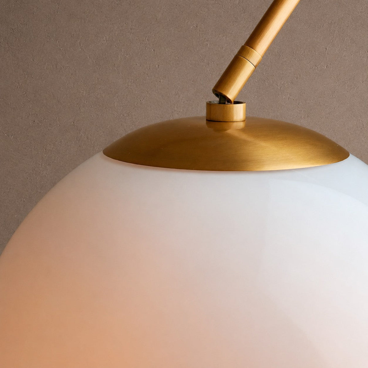 Carlisle Floor Lamp - Beige Corallecasivra