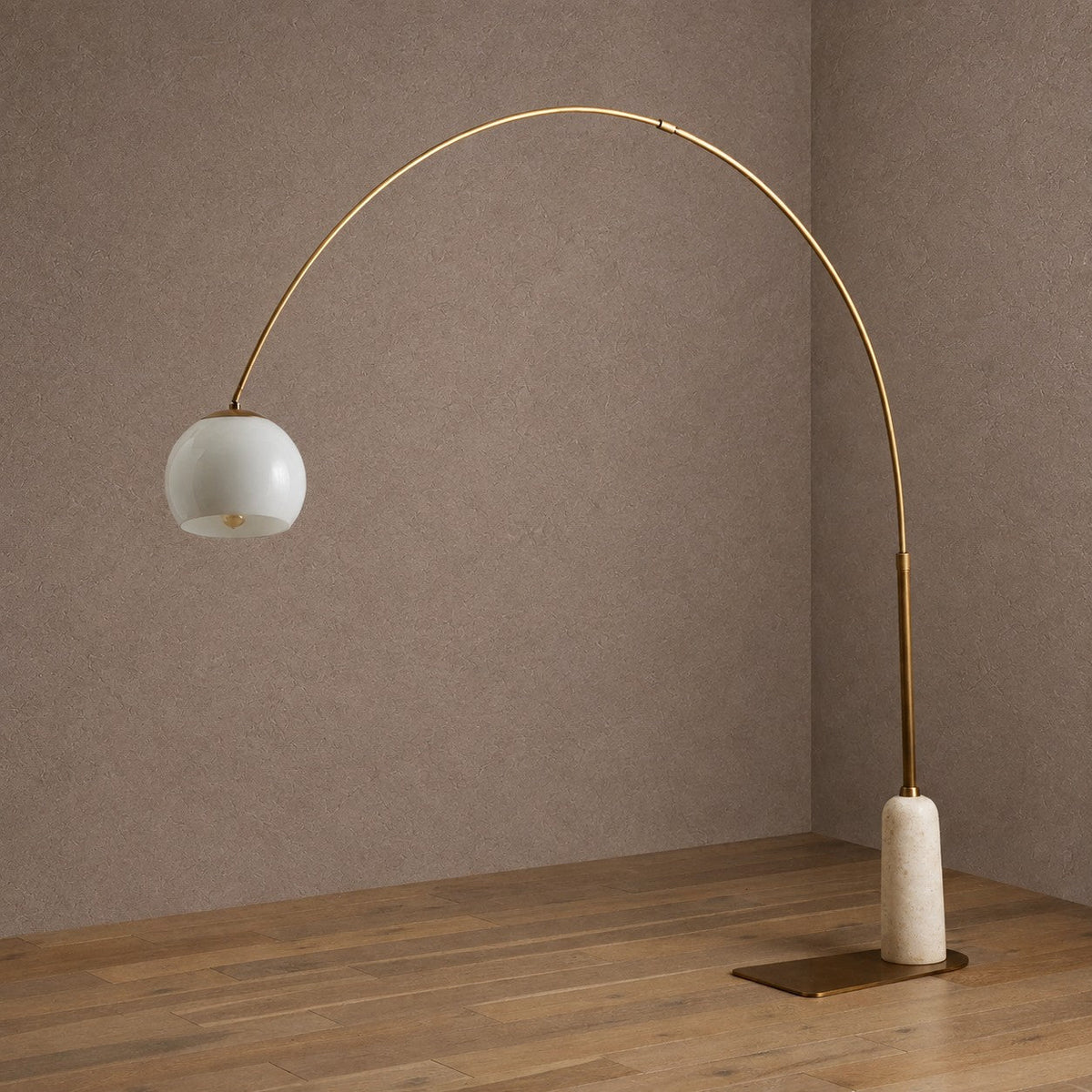 Carlisle Floor Lamp - Beige Corallecasivra