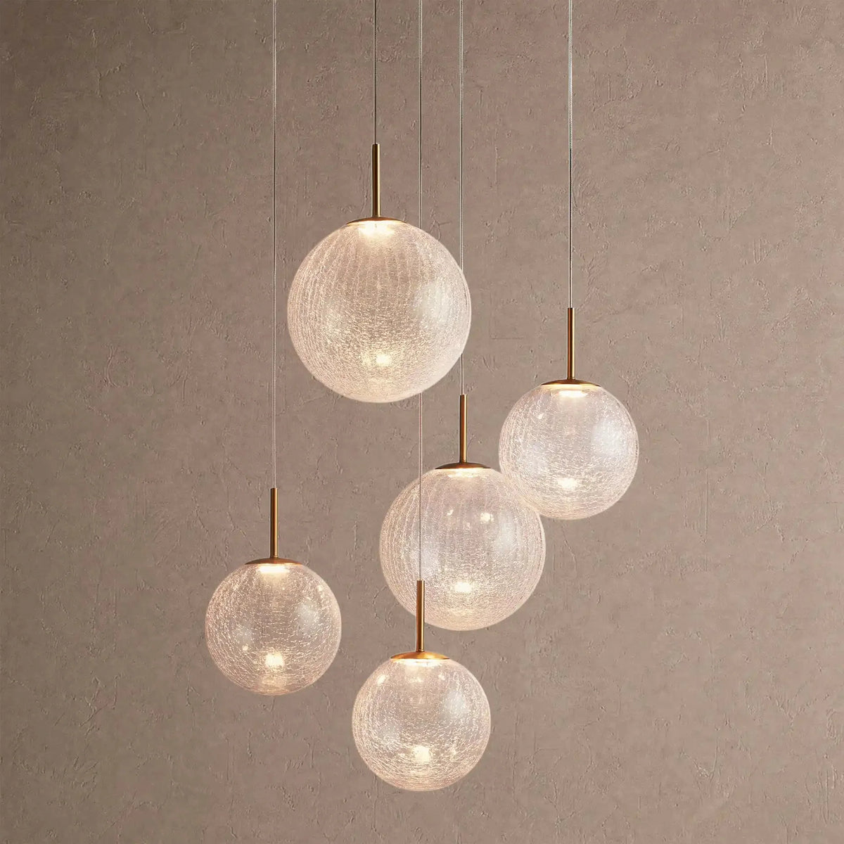 Cassano Modern Round Chandelier - Hand-Blown Crackle Glass & Satin Brass LED Pendant Light - 5-Light 28''Cracklecasivra