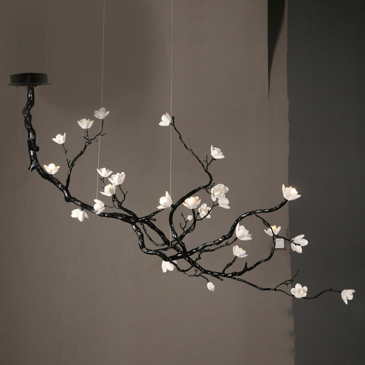 Ceramic Flower Chandelier - L 108″ x W 35.4″ x H 49.2″ / L 275cm x W 90cm x H 125cmBrass stained blackcasivra
