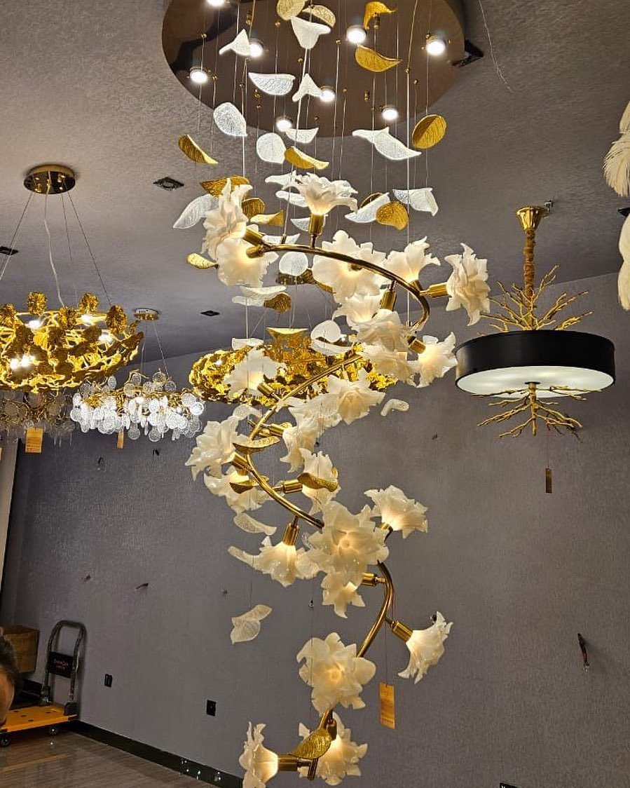 Ceramic Flower Chandelier in Artistic Brass Branch Design - D31.5"*H118.1"Warm Lightcasivra