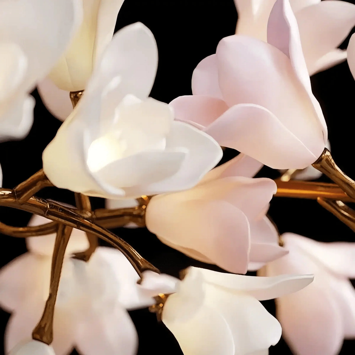 Circular Blossom Chandelier - L 70.9″(180cm) x W 19.7″(50cm) x H 19.7″(50cm)casivra