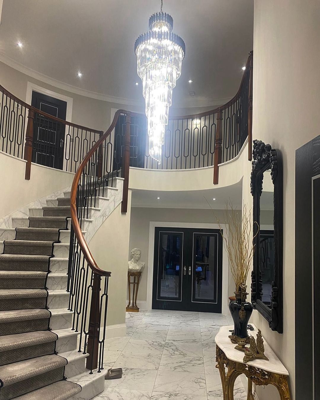 Classic Large Multi - layered Spiral Crystal Chandelier for Foyer/ Staircase - D47.2 "*H196"/58 Lights/172.6 kgBlackWarm Lightcasivra