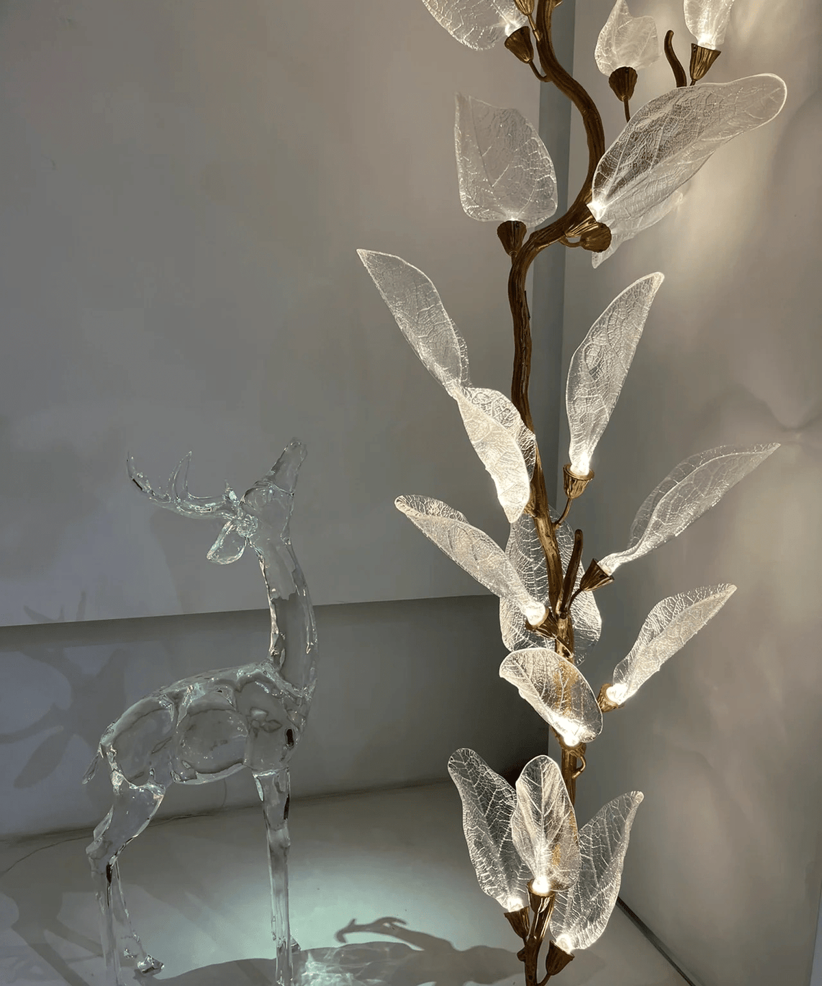 Creative Bionic Resin Leaves Chandelier for Living Room/Dining Room/Staircase - Wall Lamp/W31.5"*H70.8"Warm Lightcasivra