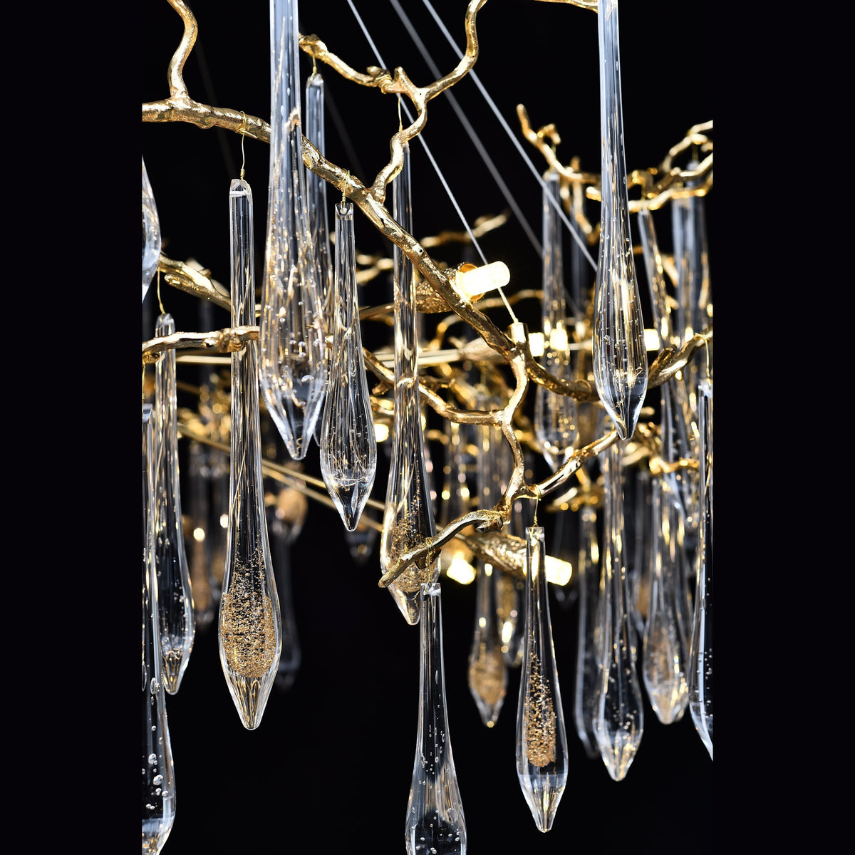Dawn Teardrop Branch Brass Round Chandelier - 26" diameterClear Glasscasivra