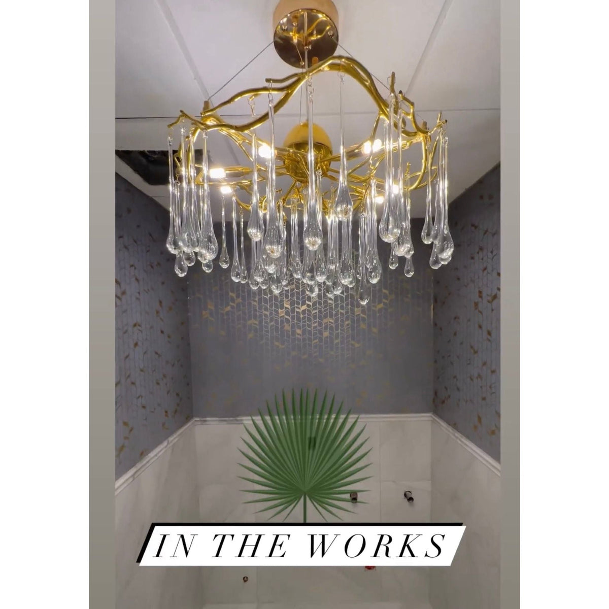 Dawn Teardrop Branch Brass Round Chandelier - 26" diameterClear Glasscasivra