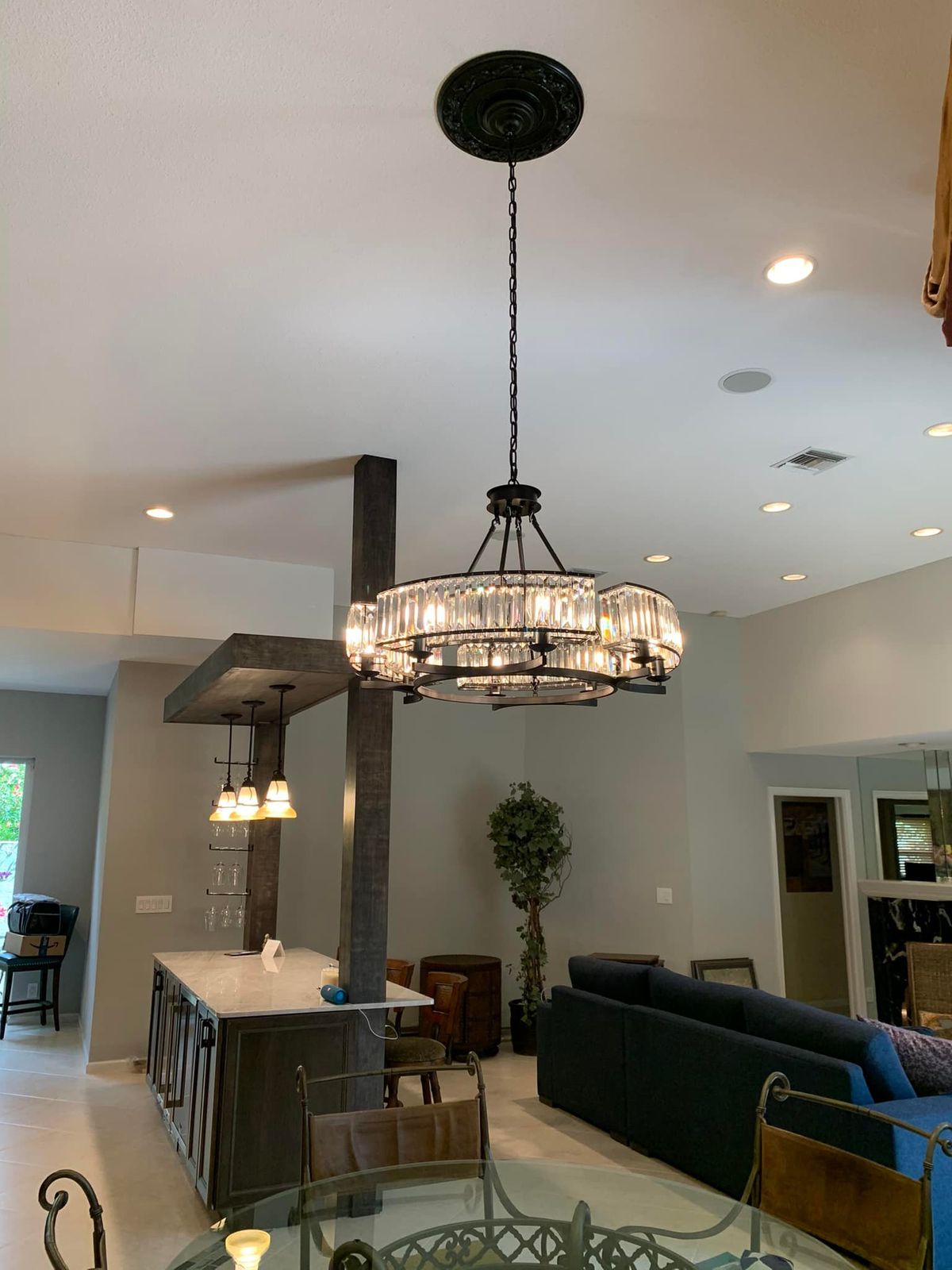 Decorative 6/ 8/ 10/ 12 - Light Crystal Ceiling Chandelier Triangular Prism Island Light Fixture Metal Shade for Living Room - 8 Lights/ D31.5"*H20.1"/24.3kgBlackWarm Lightcasivra