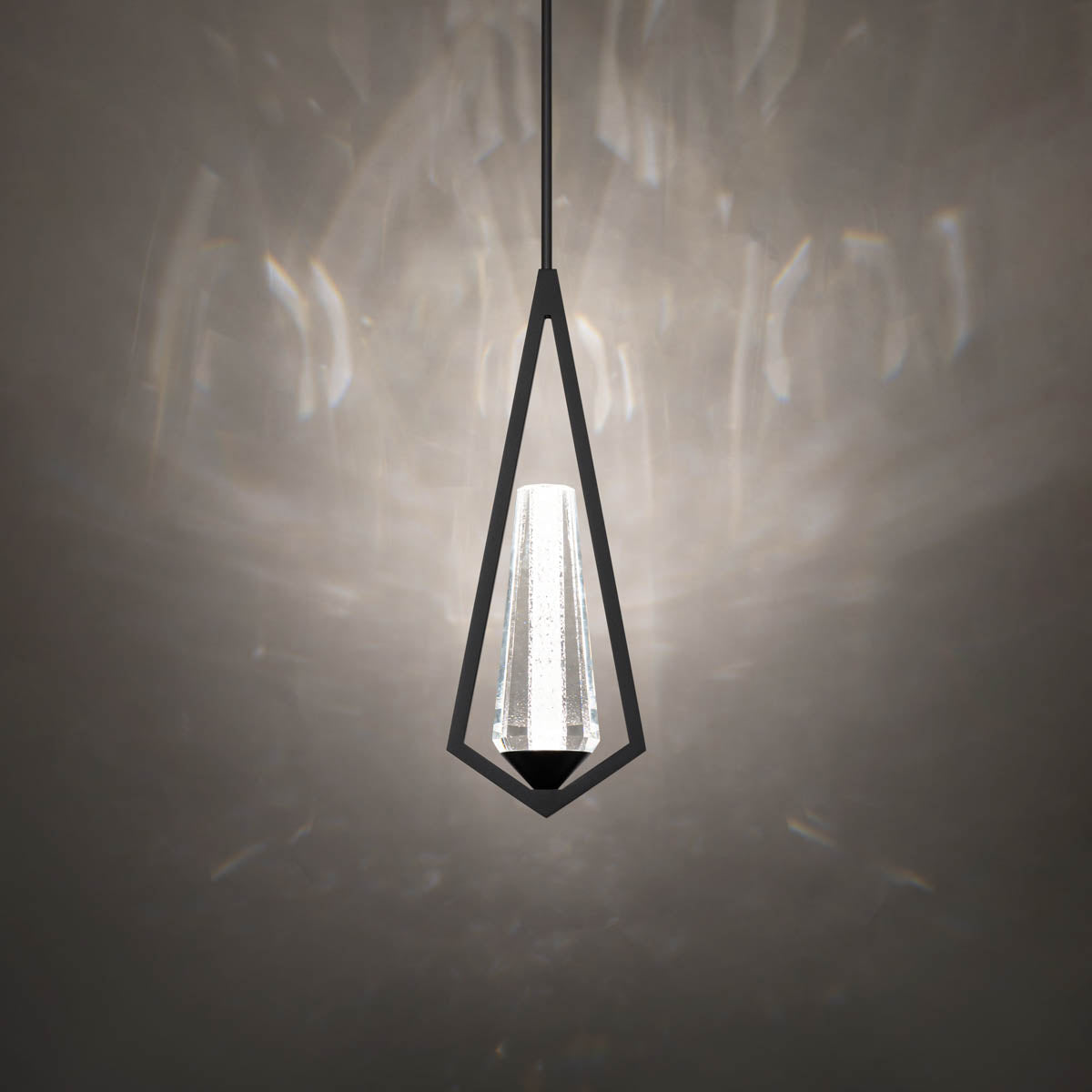 Devote Pendant - Blackcasivra