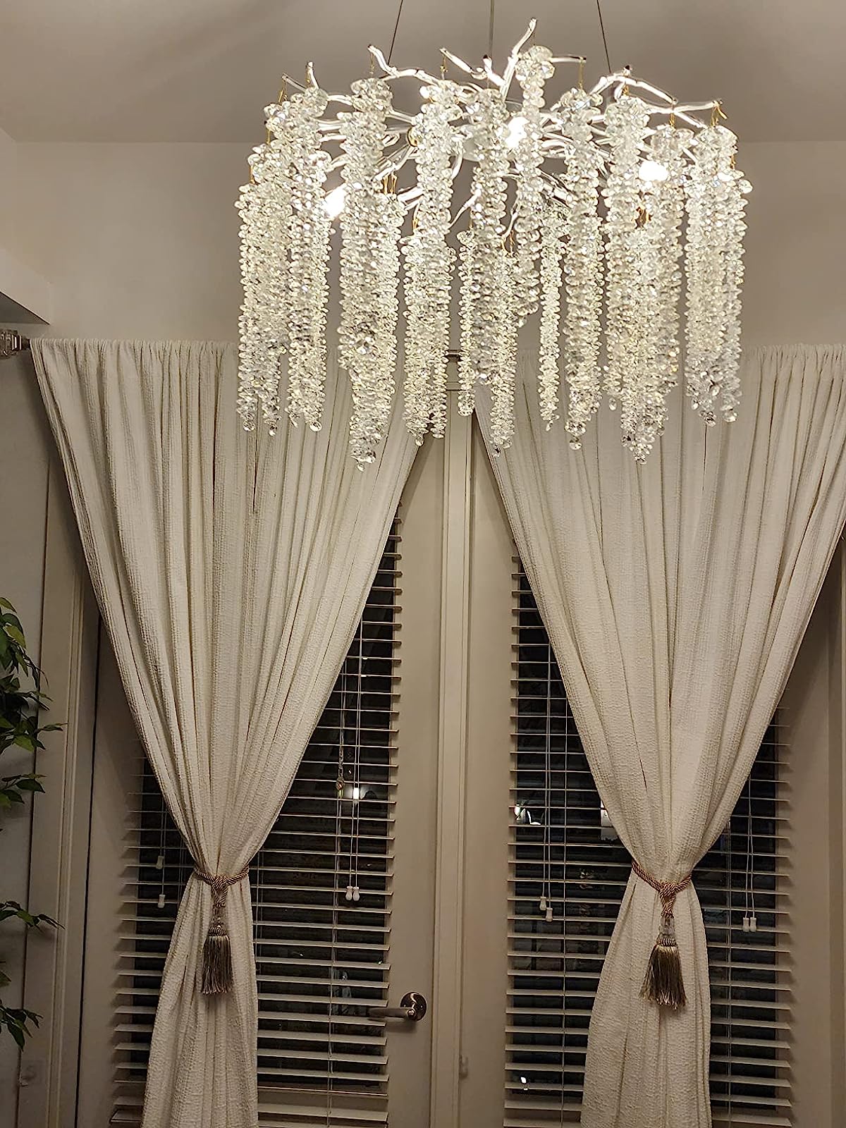 Elegant Crystal Icicle Chandelier in Branch Style for Dining Table Use - Round D39.4"/12 LightsChromeWarm Lightcasivra