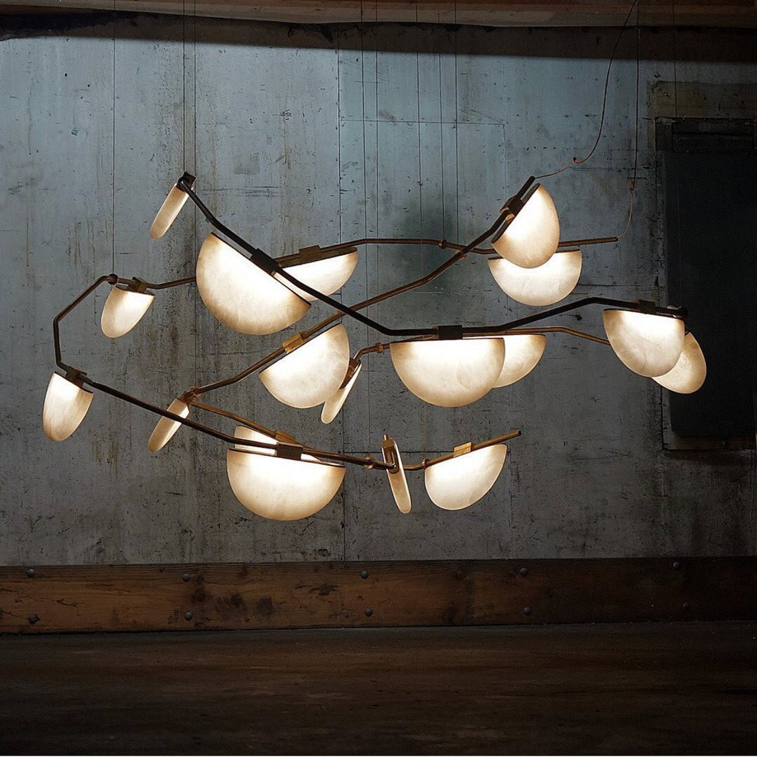 Elliot Alabaster Chandelier, Artistic Modern Chandelier for Bar Area - casivra