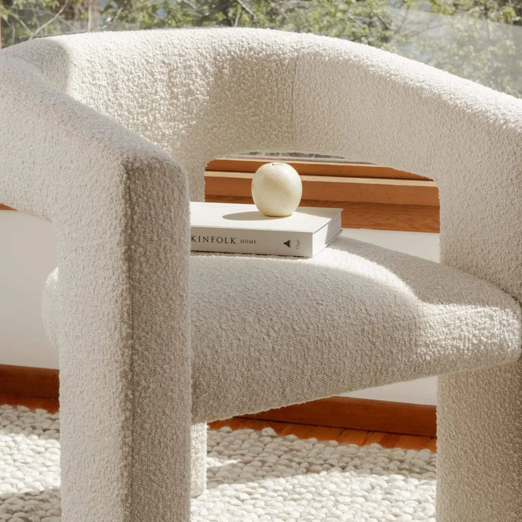 Elo Chair